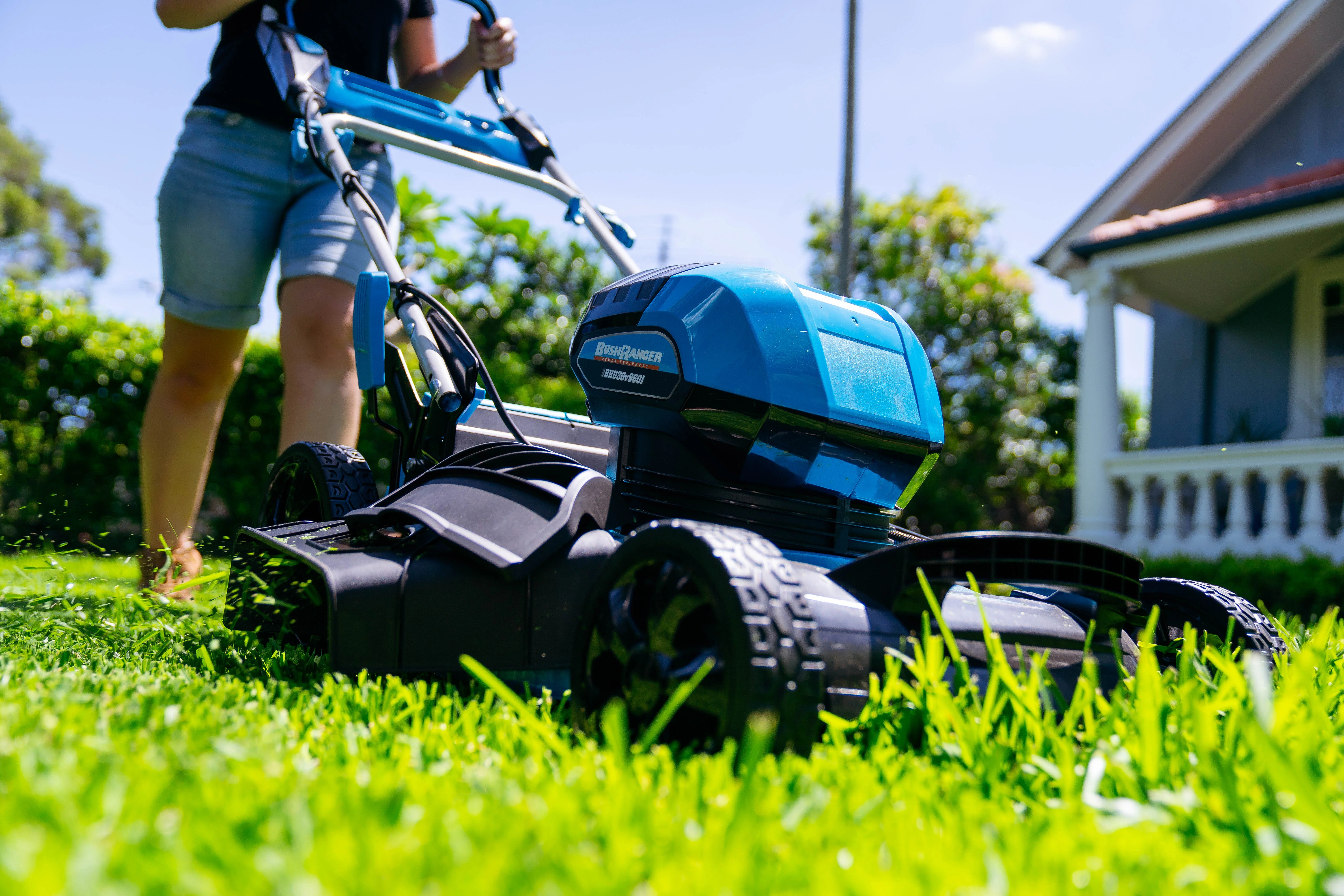 Bushranger® 36V9601 36V Battery Powered 18" Lawn Mower 2.5 Ah Kit - Image 5